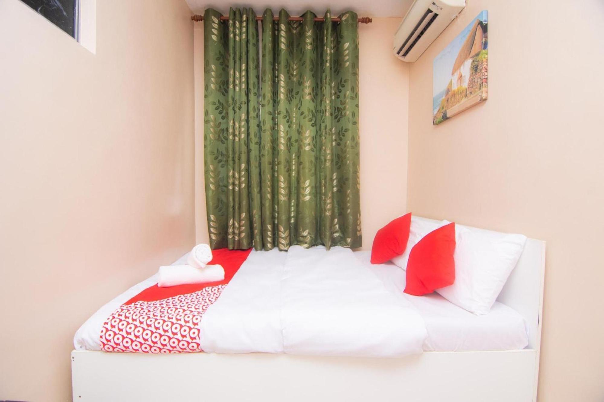 Oyo 1224 Hotel Hajah Rohayah Tanjong Malim Exteriér fotografie