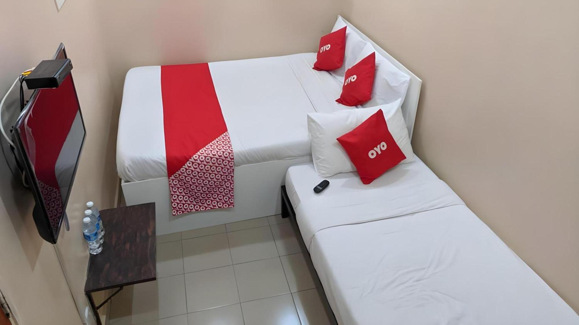 Oyo 1224 Hotel Hajah Rohayah Tanjong Malim Exteriér fotografie