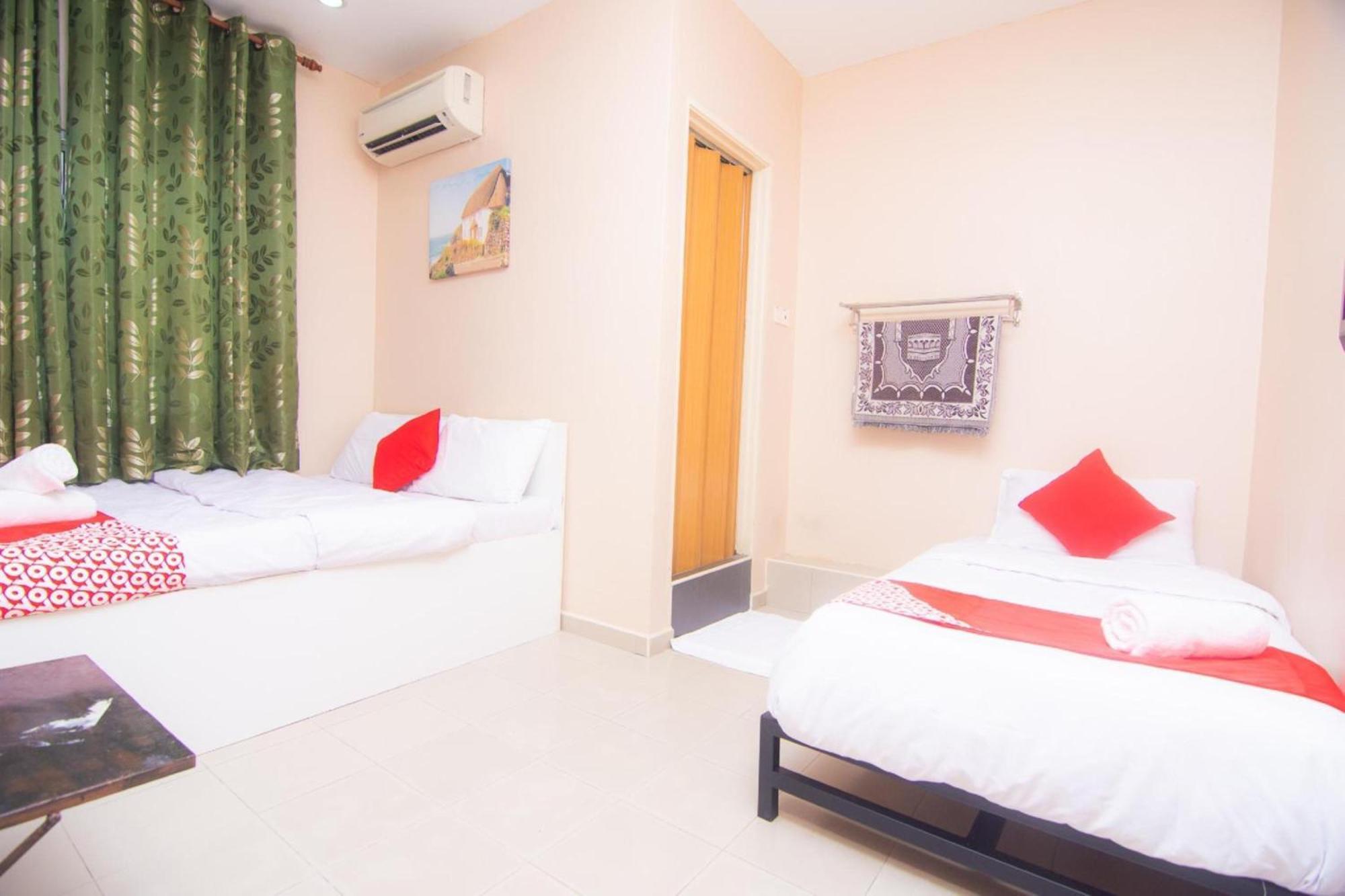 Oyo 1224 Hotel Hajah Rohayah Tanjong Malim Exteriér fotografie