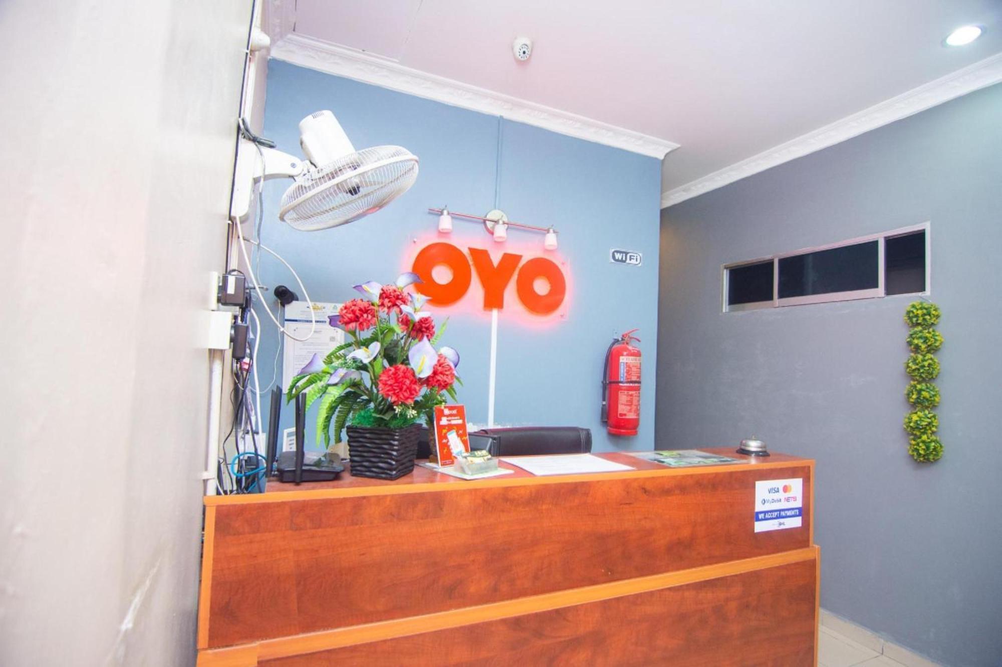 Oyo 1224 Hotel Hajah Rohayah Tanjong Malim Exteriér fotografie